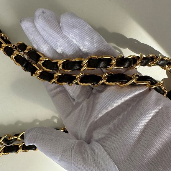 CHANEL BAG: Series 5 small classic double flap lambskin with GHW. - Picture 5 of 9